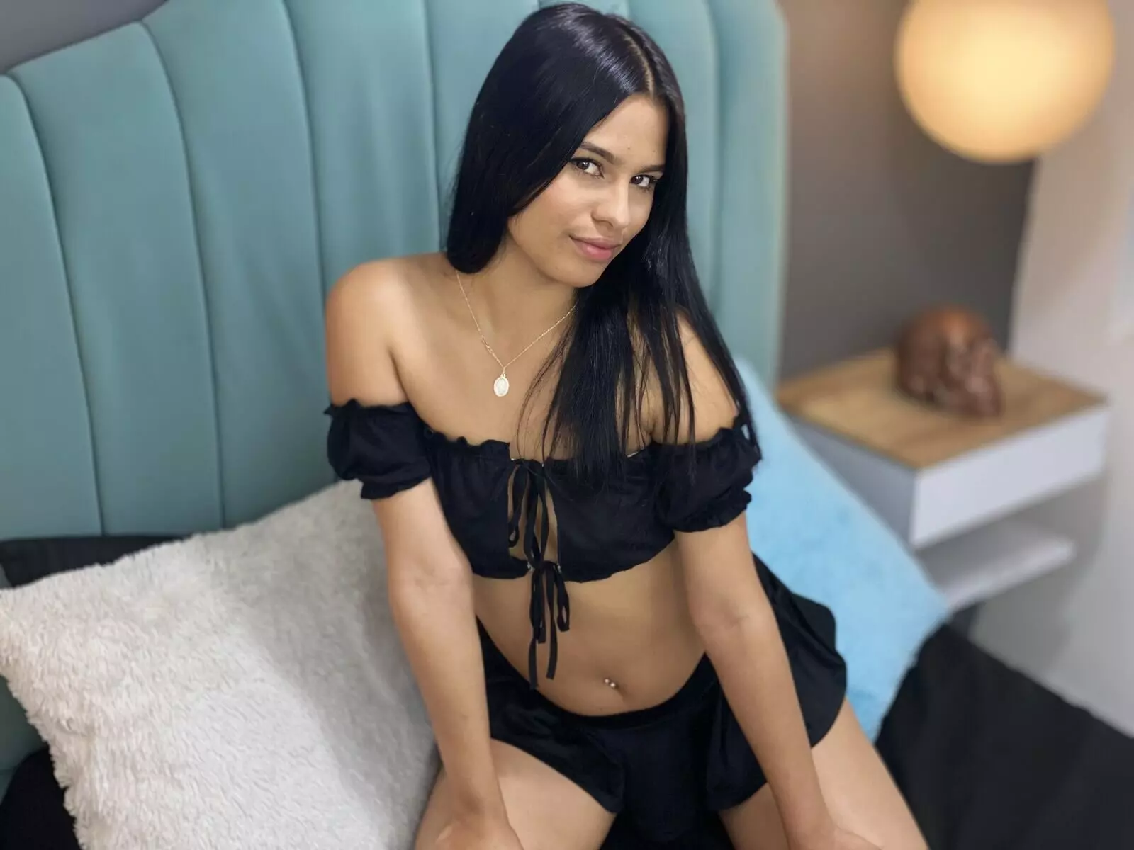 DanniFox livejasmin