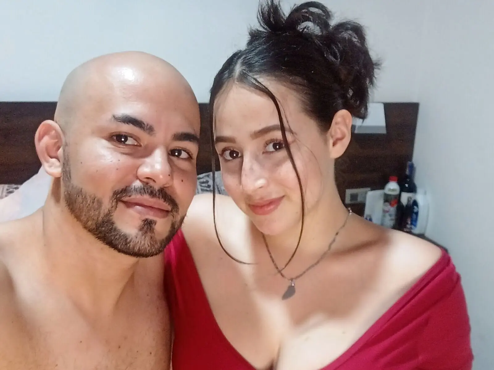 EsperanzaAndNacho livejasmin